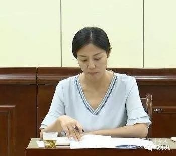 女贪官们的性福生活:有人与上下级一起通奸,有人与40多人发生关系